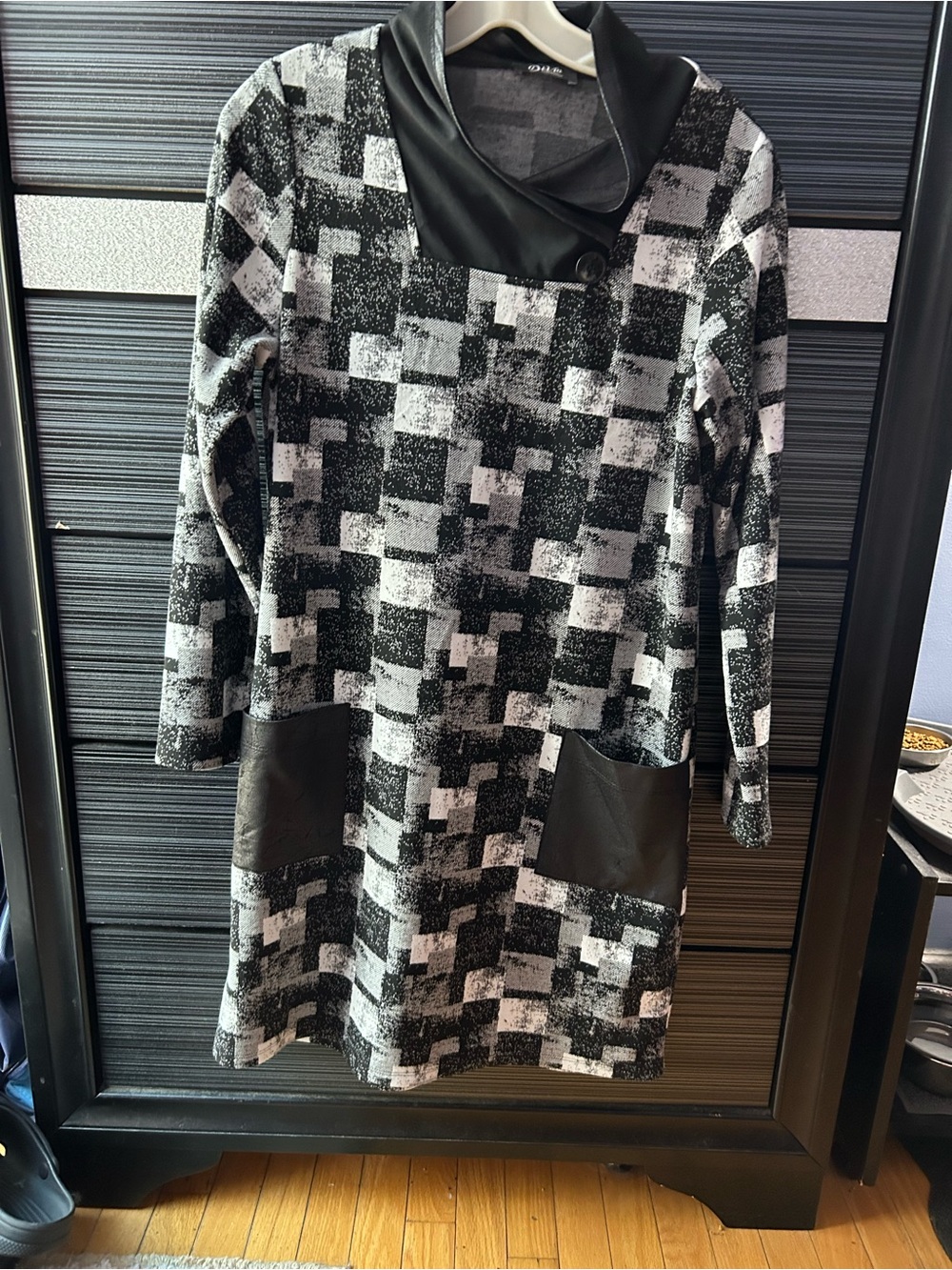 Casual Black & White Geometric Long Sleeve Dress with Faux Leather Trim